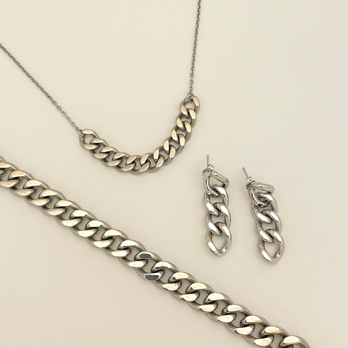 Collana "Catena"